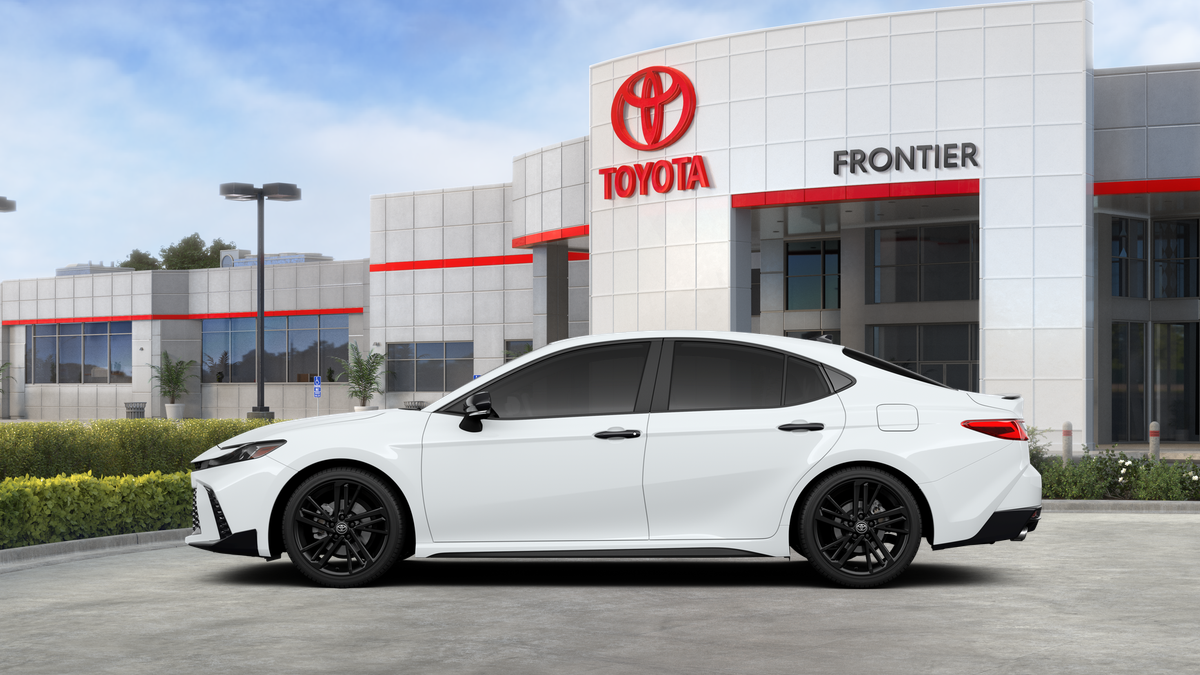 Camry Nightshade 2.5L 4-Cyl. Engine Front-Wheel Drive [3]