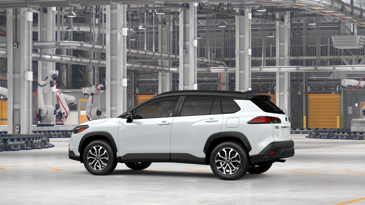 New 2026 Wind Chill Pearl with Jet Black roof <sup>1</sup> Toyota  SE image 7