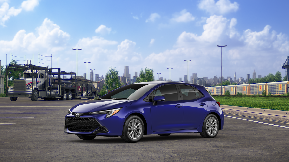 2025 Toyota Corolla SE photo 2