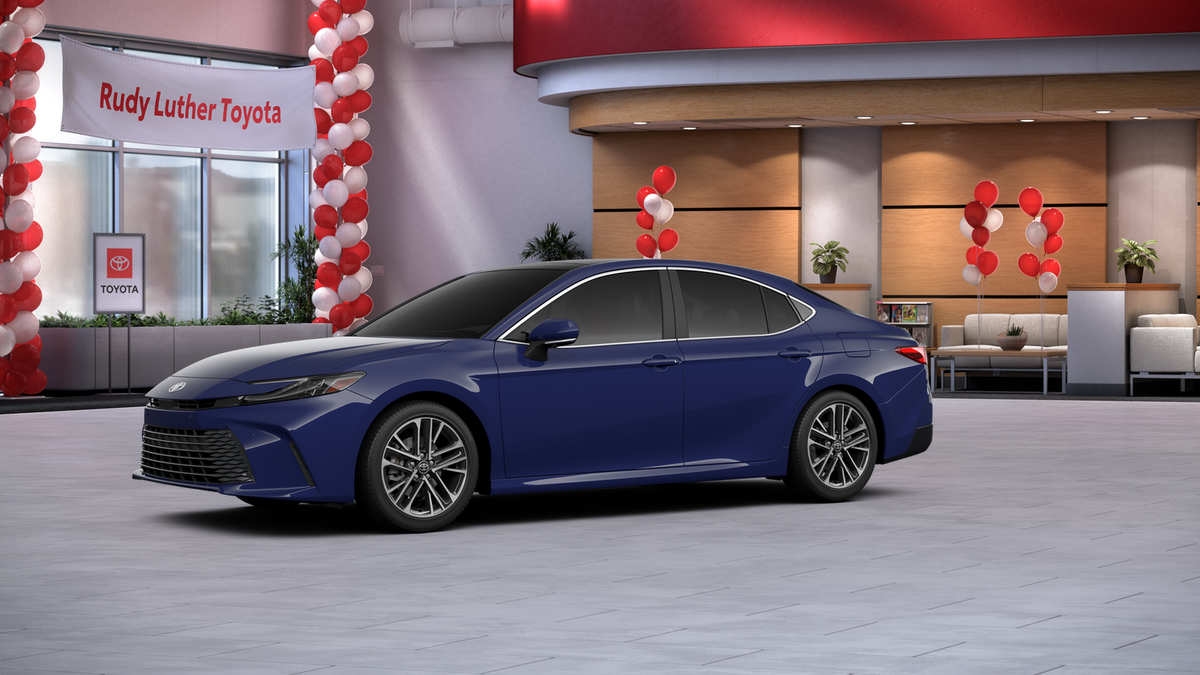 2026 Toyota Camry XLE - Photo 15