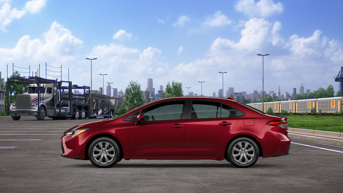 2026 Toyota Corolla LE photo 4