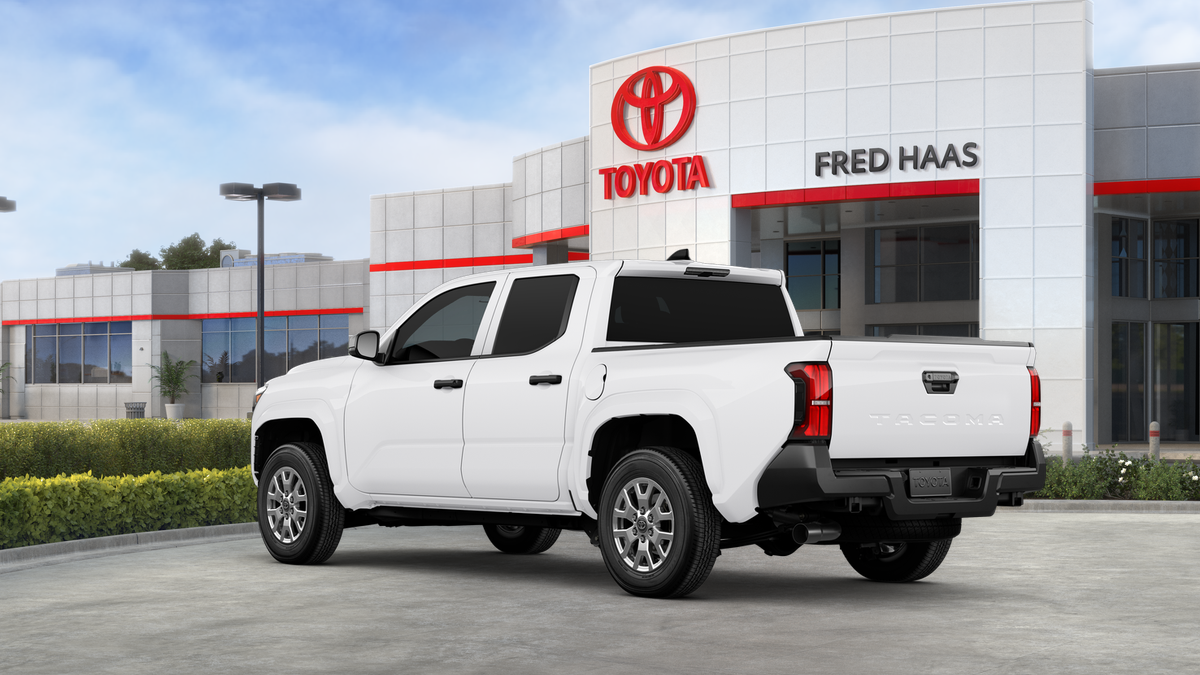 2025 Toyota Tacoma SR Double Cab photo 7