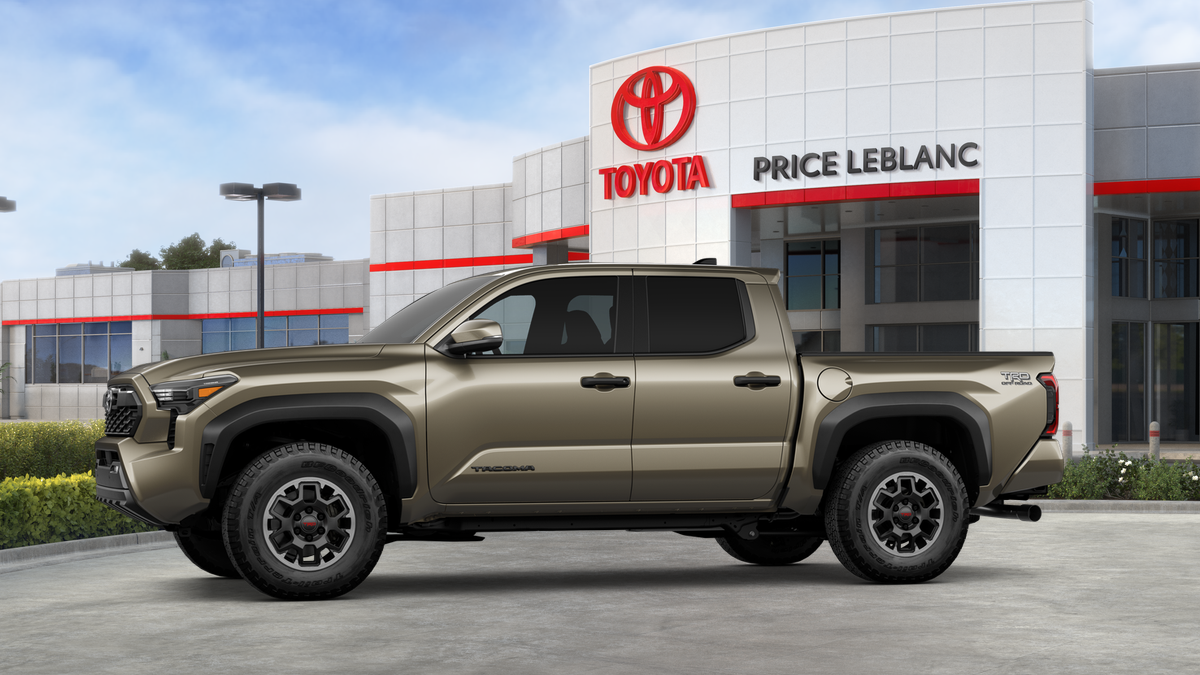 2025 Toyota Tacoma TRD Off-Road Double Cab photo 3