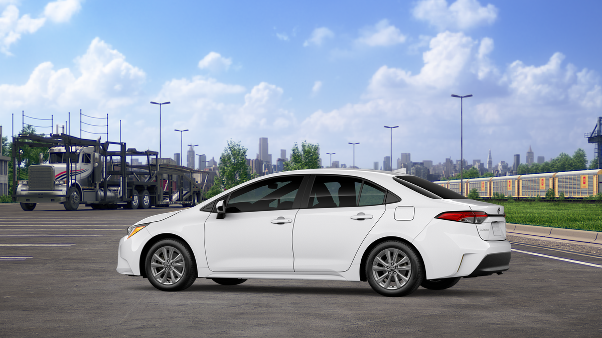 2026 Toyota Corolla LE photo 5