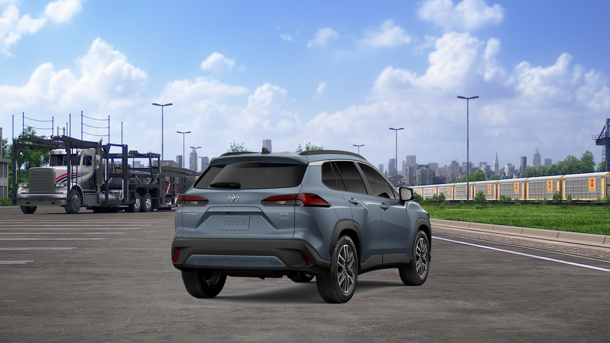 2026 Toyota Corolla Cross XLE photo 6
