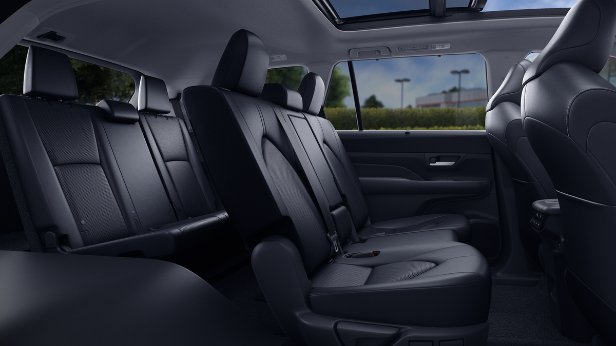 2026 Toyota Highlander Hybrid XLE photo 50
