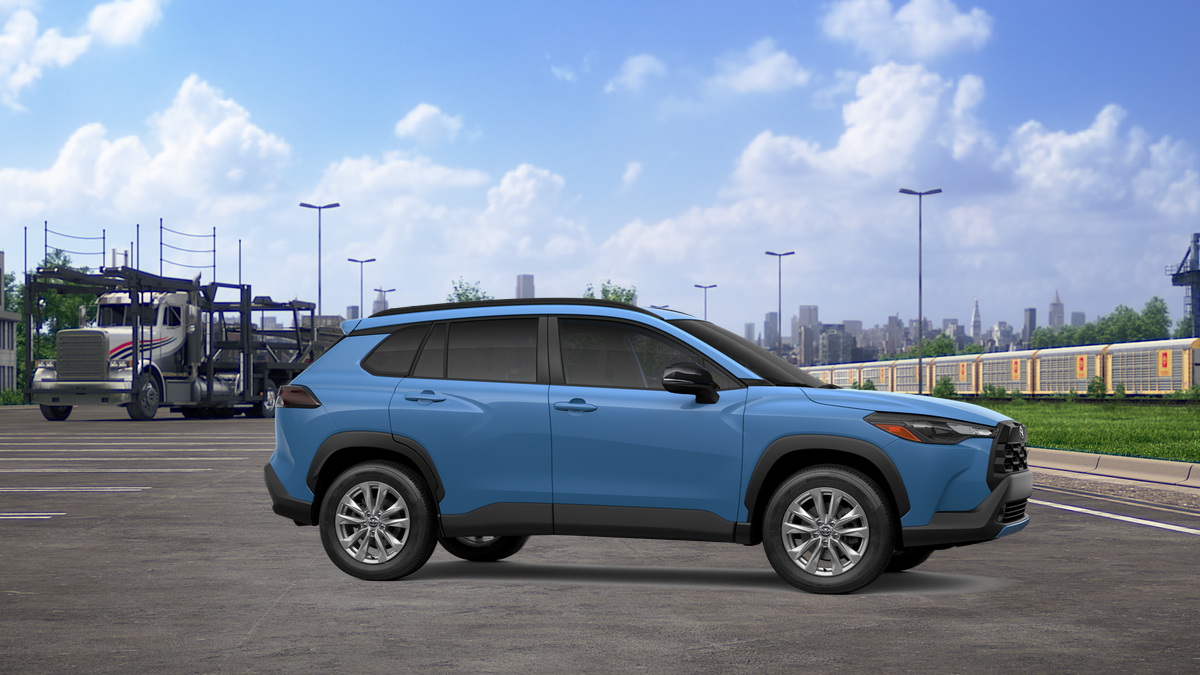 2026 Toyota Corolla Cross LE photo 10