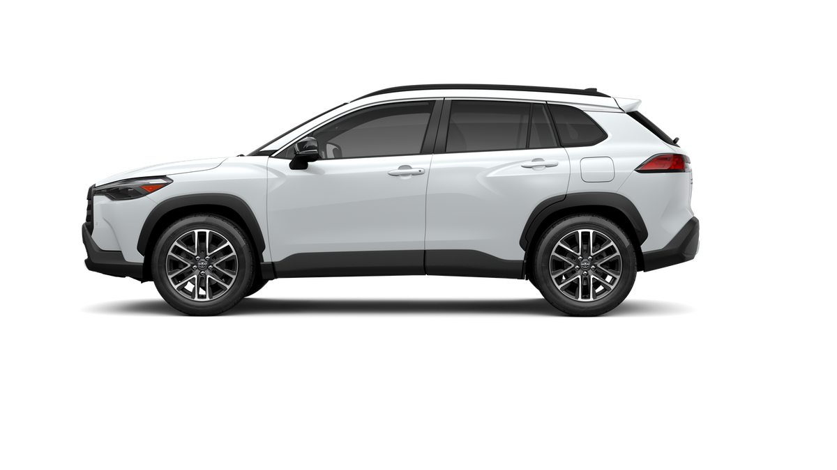 New 2026 Wind Chill Pearl <sup>1</sup> Toyota  XLE image 6