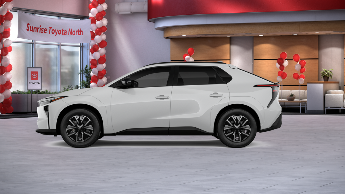 2026 Toyota bZ XLE - Photo 6