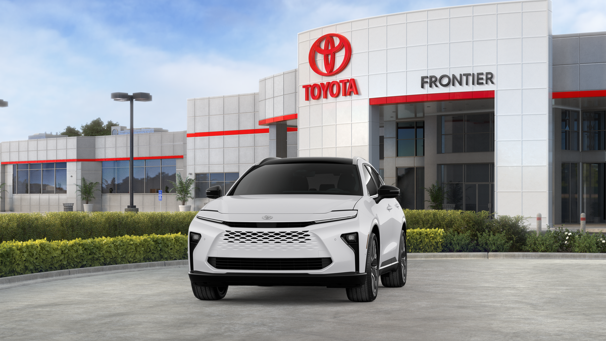 Toyota Crown Signia Limited 2.5L 4-Cyl. Hybrid Engine All-Wheel Drive [16]
