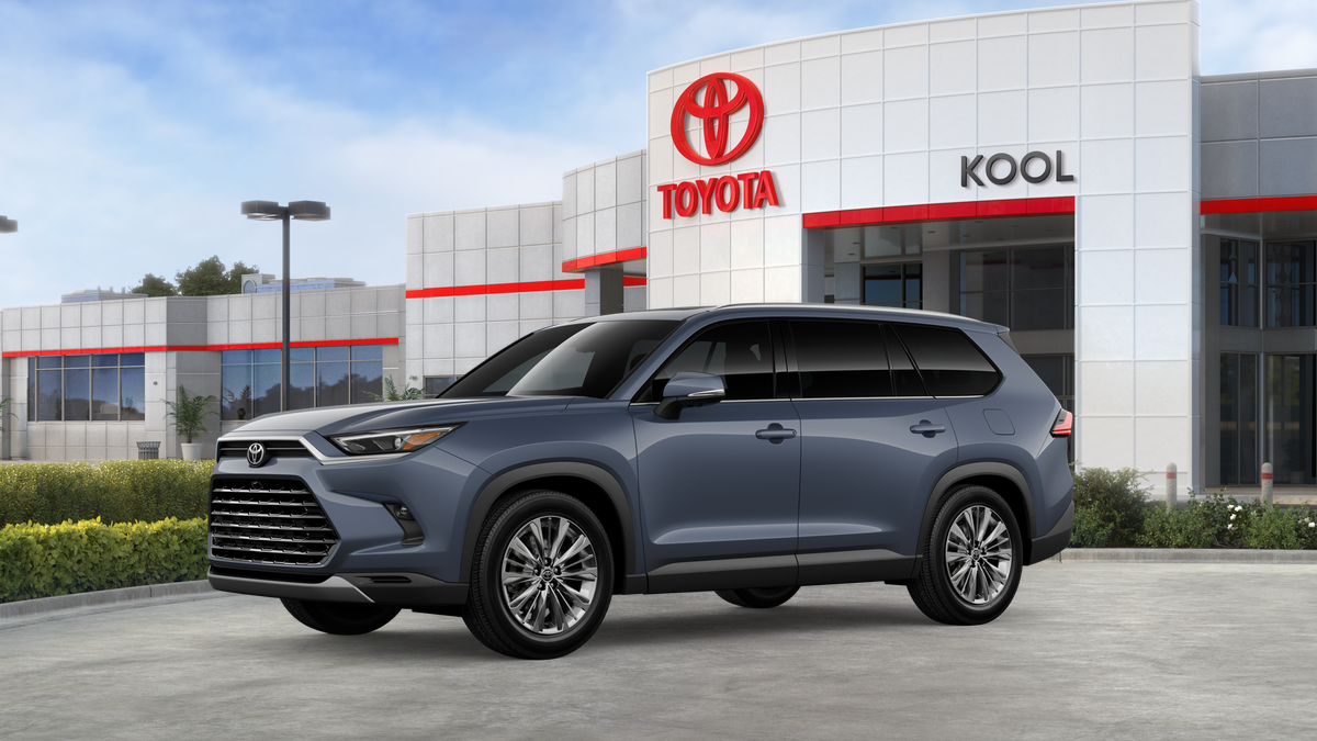 New 2026 Storm Cloud Toyota  Platinum image 3