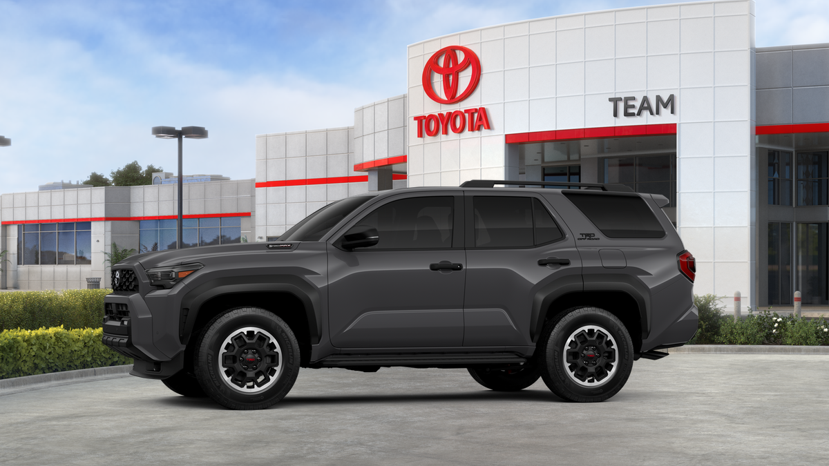 2025 Toyota 4Runner TRD Off-Road photo 9