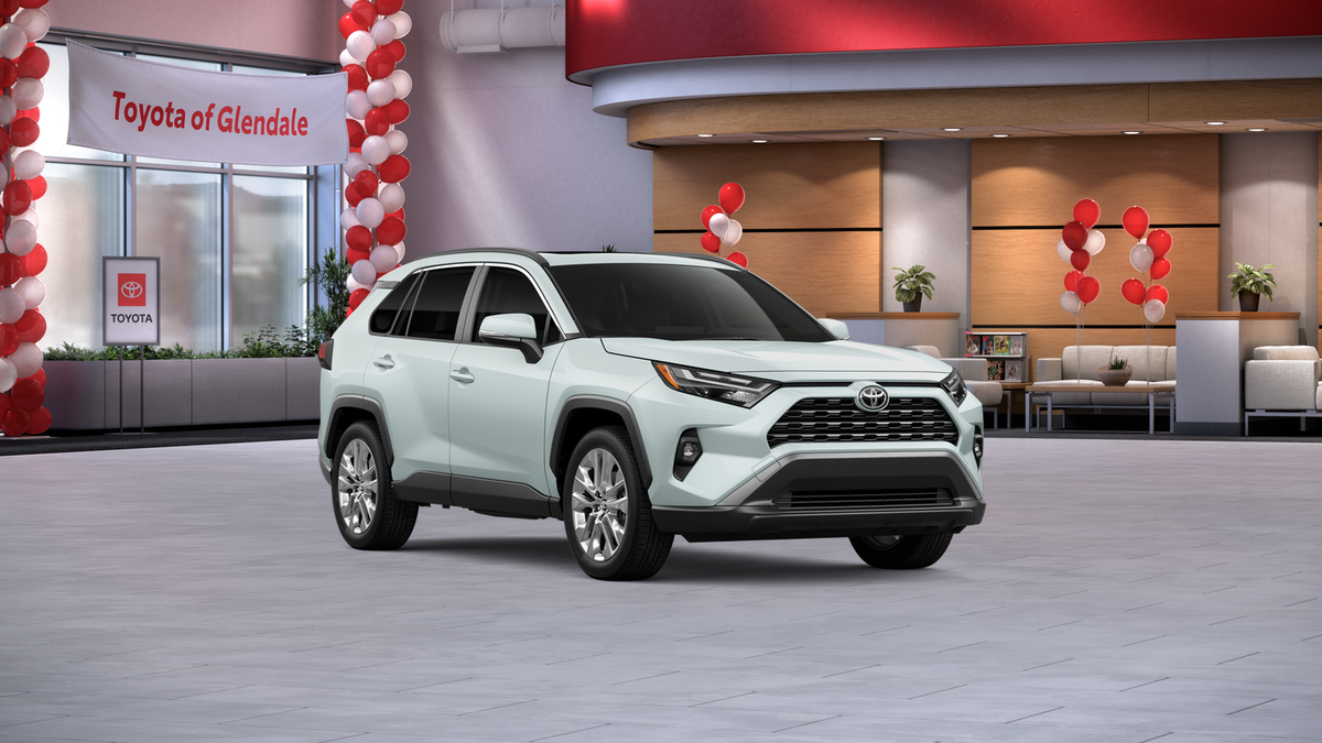 2025 Toyota RAV4 XLE Premium photo 15