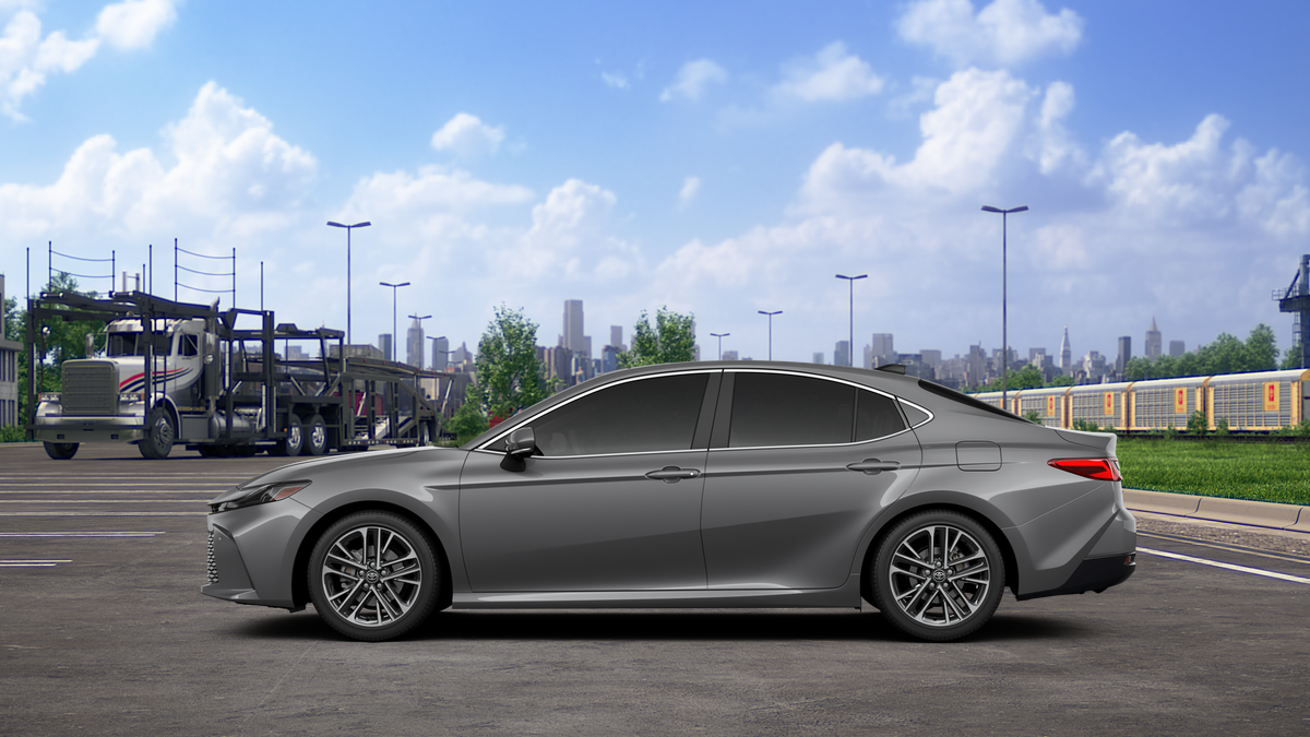 2026 Toyota Camry XLE photo 3