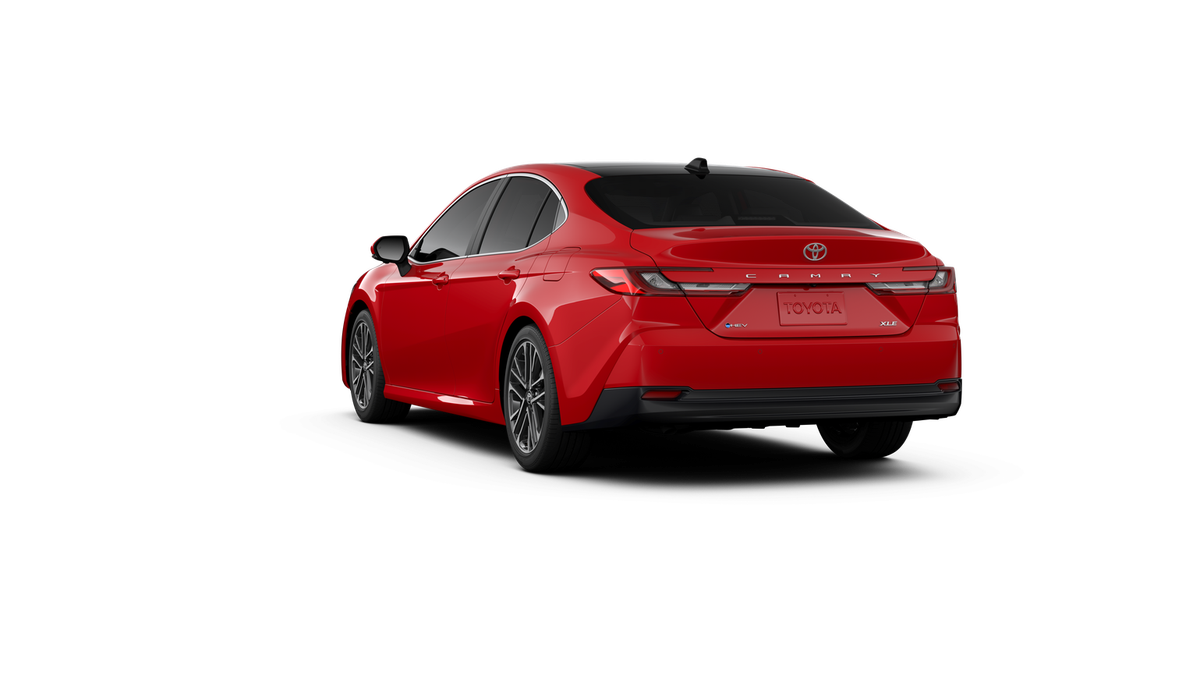 2025 Toyota Camry XLE photo 7