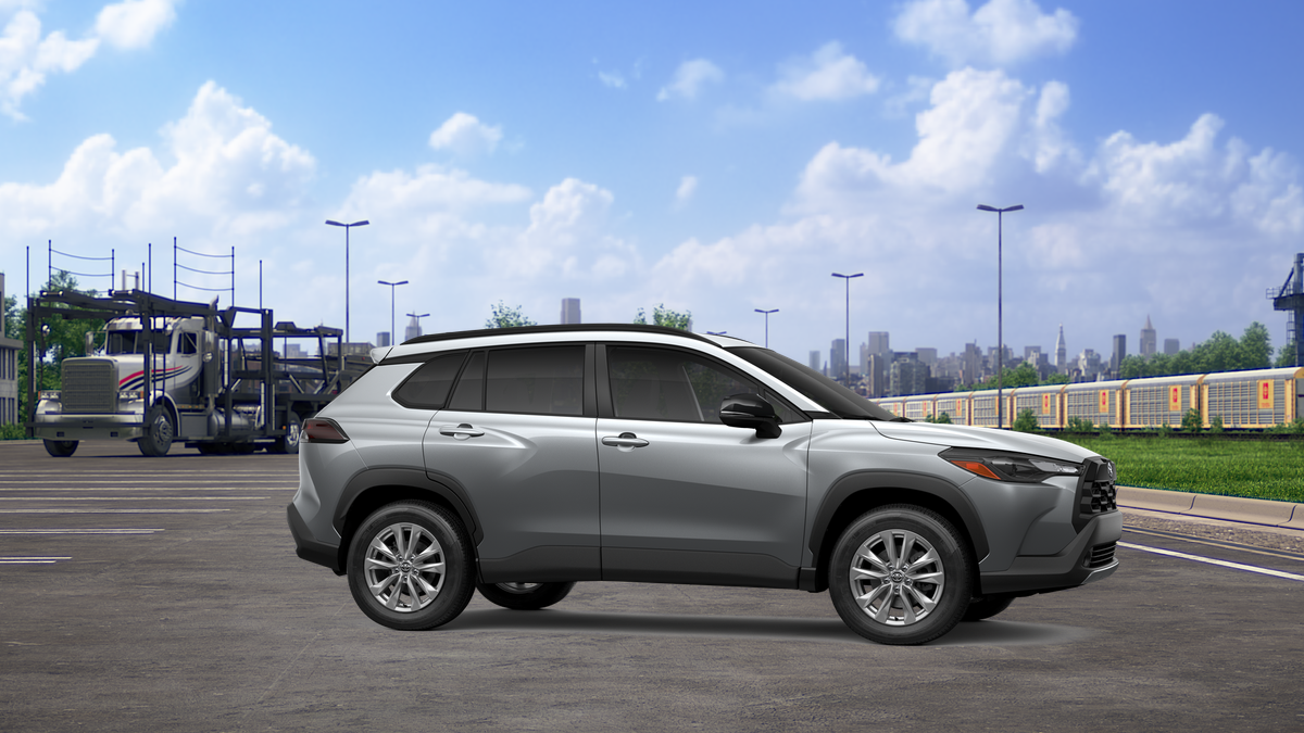 2026 Toyota Corolla Cross LE photo 6