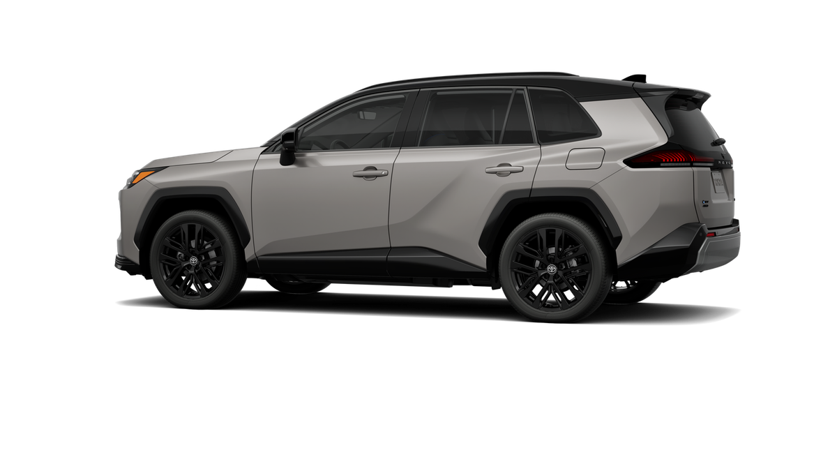 New 2026 Meteor Shower with Midnight Black Metallic roof <sup>1</sup> Toyota  XSE image 7