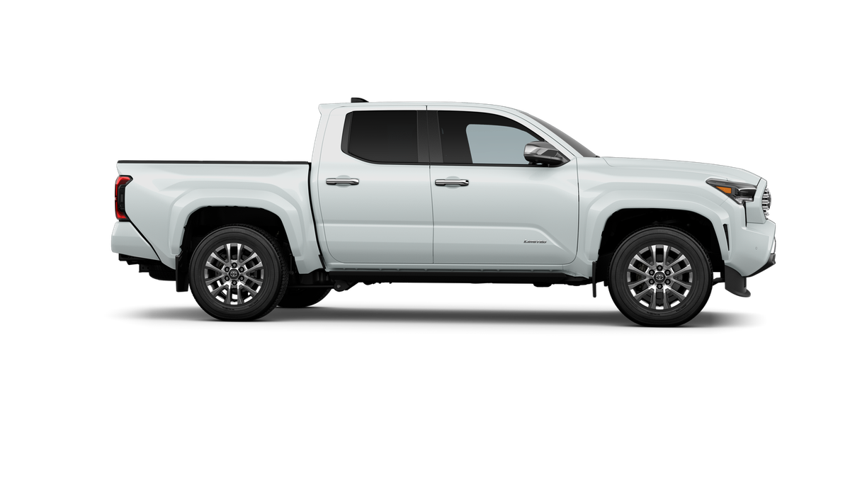 New 2026 Wind Chill Pearl <sup>1</sup> Toyota  Limited image 15