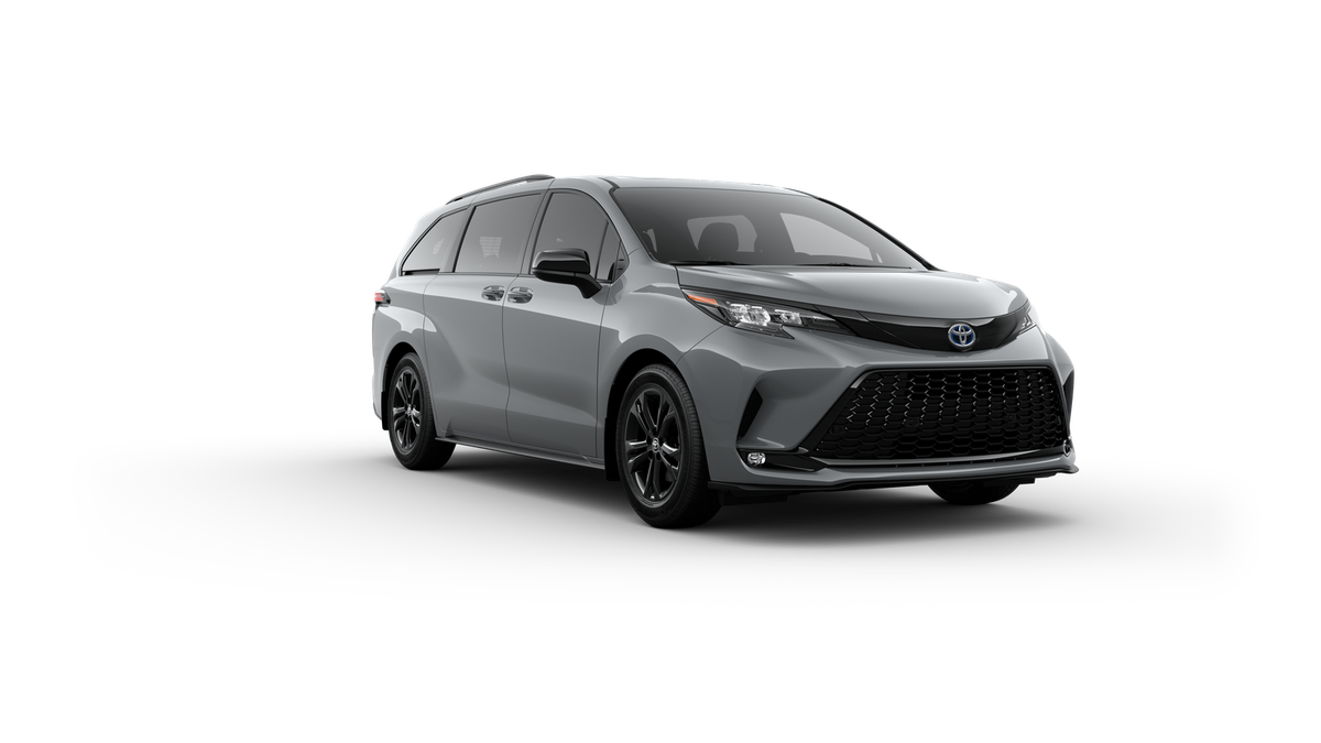 2025 Toyota Sienna XSE photo 16