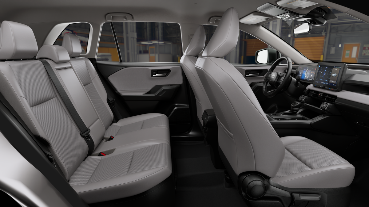 New 2026 Wind Chill Pearl <sup>1</sup> Toyota  XLE Premium image 2