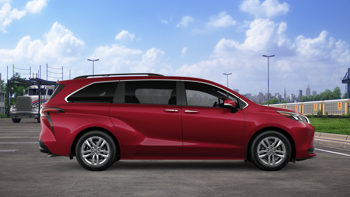 New 2026 Ruby Flare Pearl <sup>1</sup> Toyota  XLE image 14