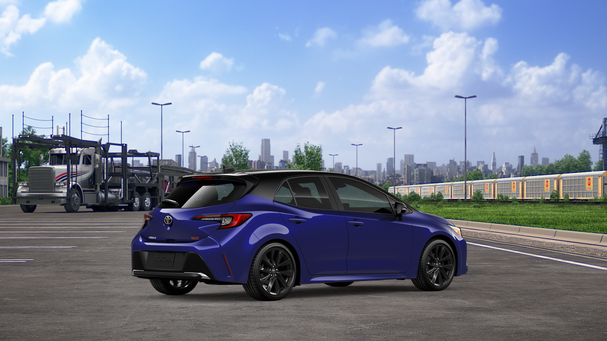 New 2026 Blue Crush Metallic with Midnight Black Metallic roof <sup>1</sup> Toyota  XSE image 12
