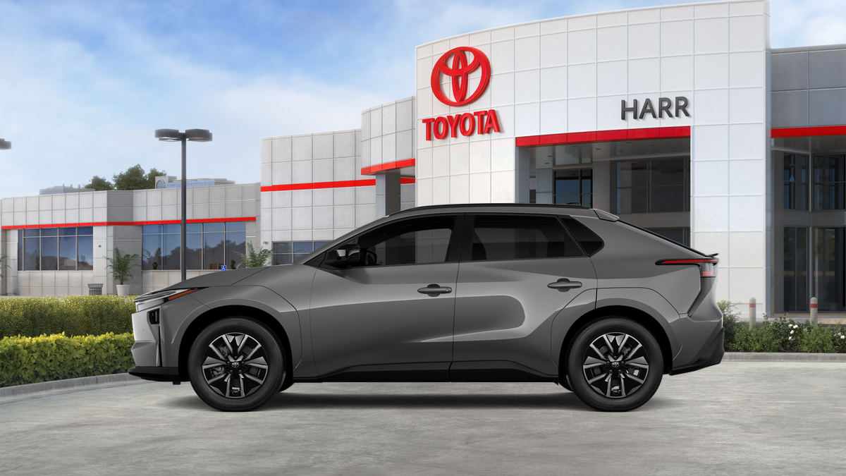 2026 Toyota bZ XLE - Photo 6