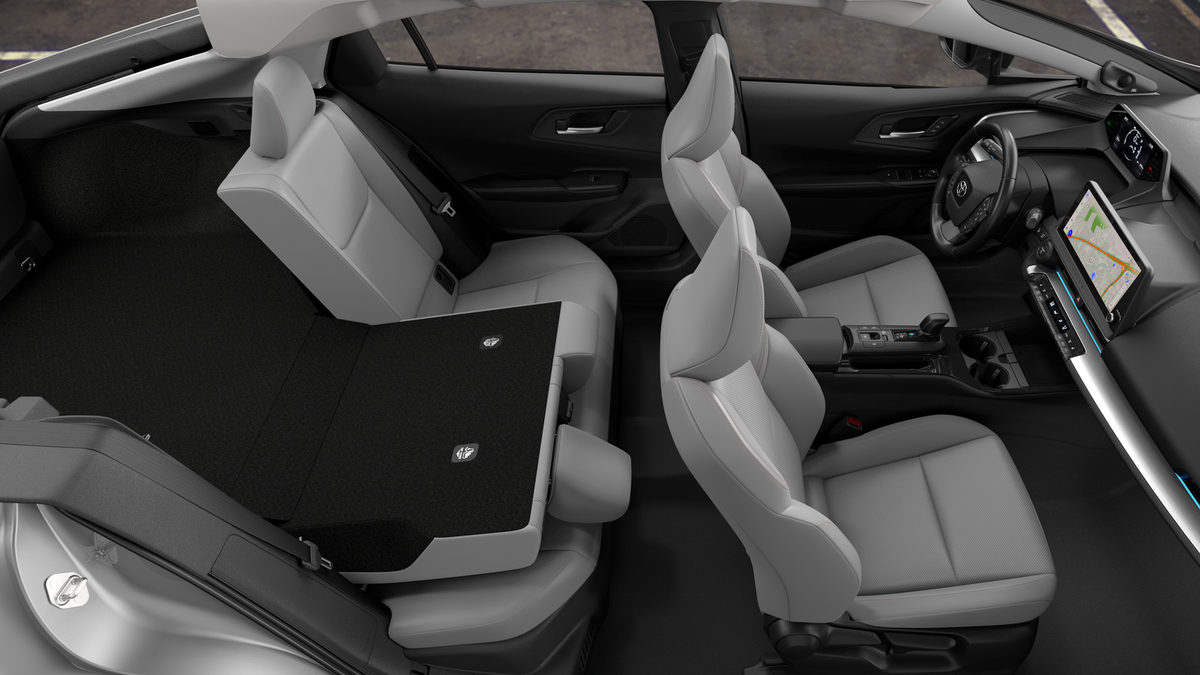New 2027 Wind Chill Pearl <sup>1</sup> Toyota  Limited AWD image 4
