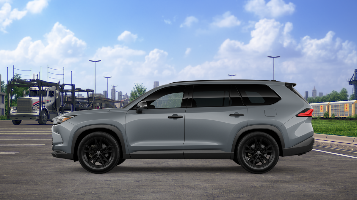 2026 Toyota Highlander Hybrid photo 6