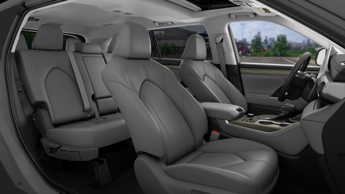 2025 Toyota Highlander Limited photo 36