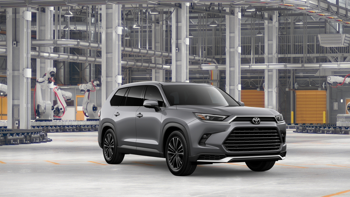 2026 Toyota Grand Highlander Hybrid MAX Platinum photo 12