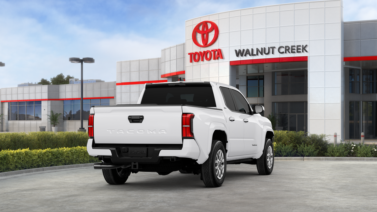 2025 Toyota Tacoma SR5 - Photo 11