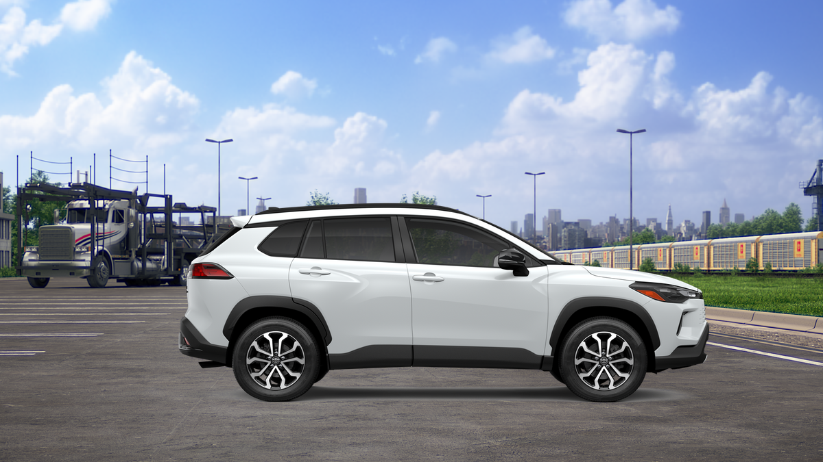 New 2026 Wind Chill Pearl <sup>1</sup> Toyota  SE image 14