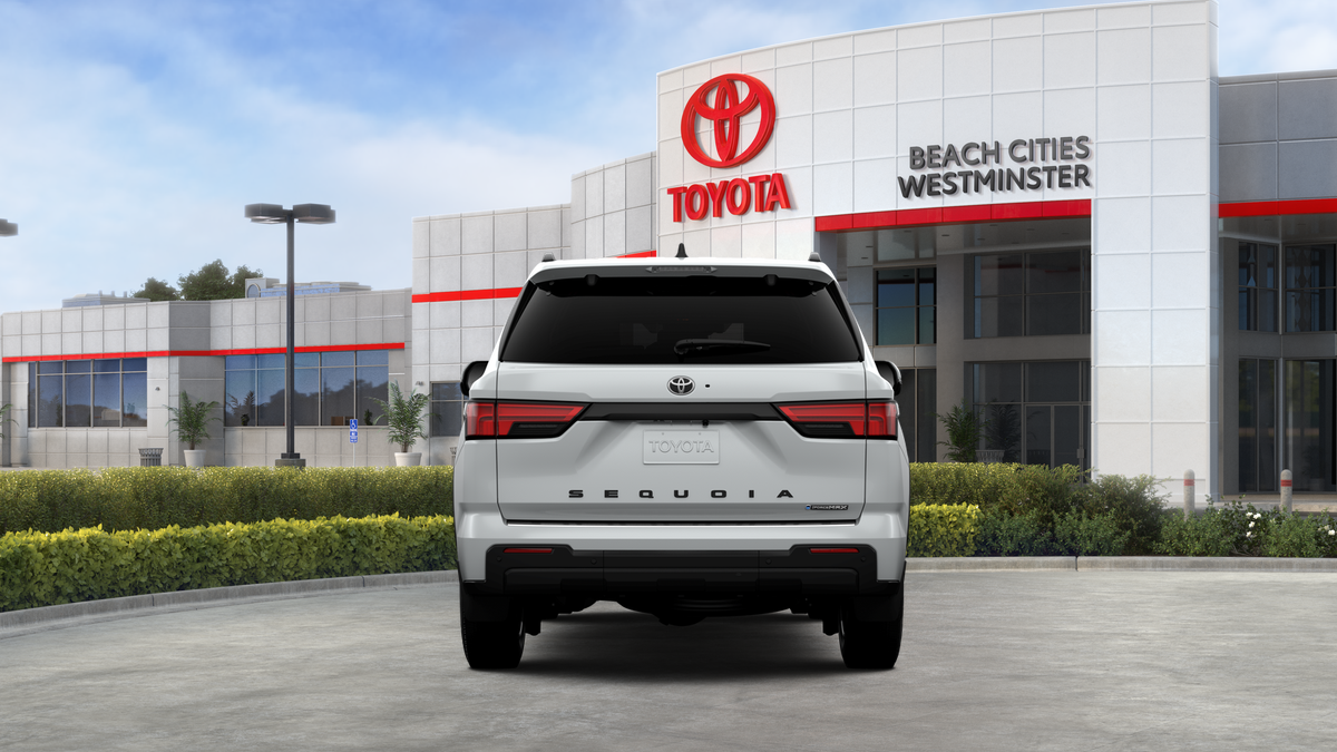 New 2026 Wind Chill Pearl <sup>1</sup> Toyota  Platinum image 11