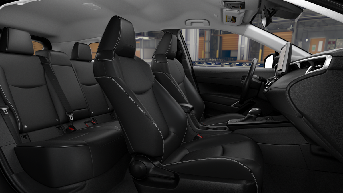 2026 Toyota Corolla Cross XLE photo 19
