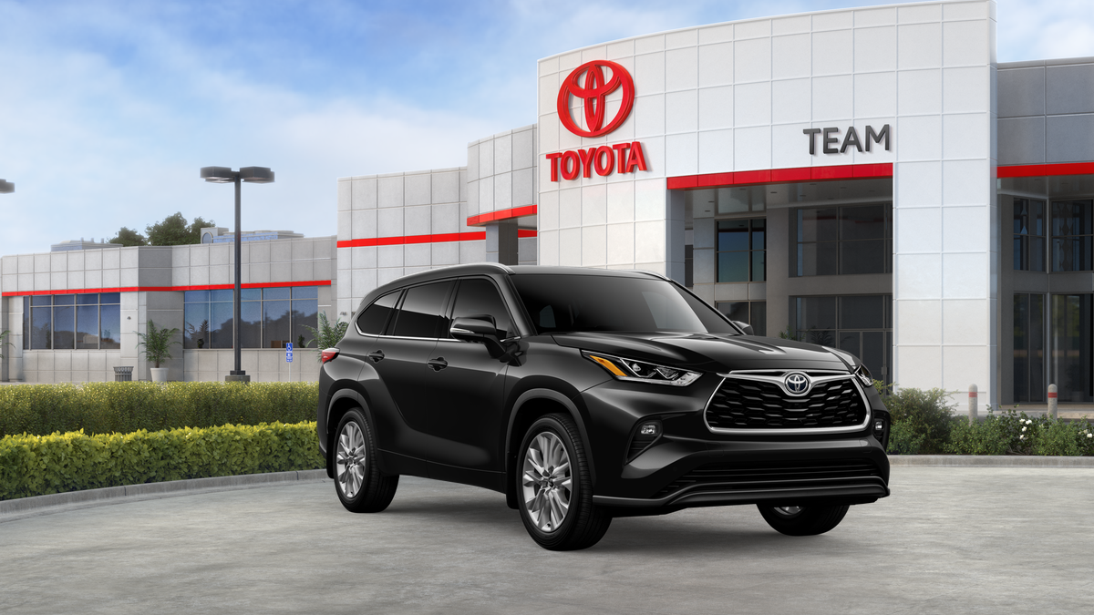 New 2026 Toyota Highlander SUV