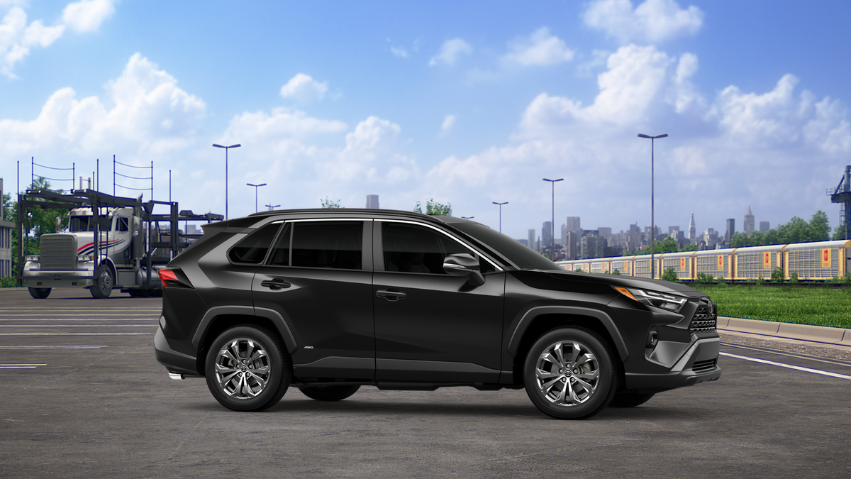 2025 Toyota RAV4 Hybrid XLE Premium photo 6