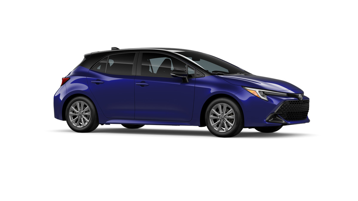 New 2026 Blue Crush Metallic with Midnight Black Metallic roof <sup>1</sup> Toyota  SE image 15