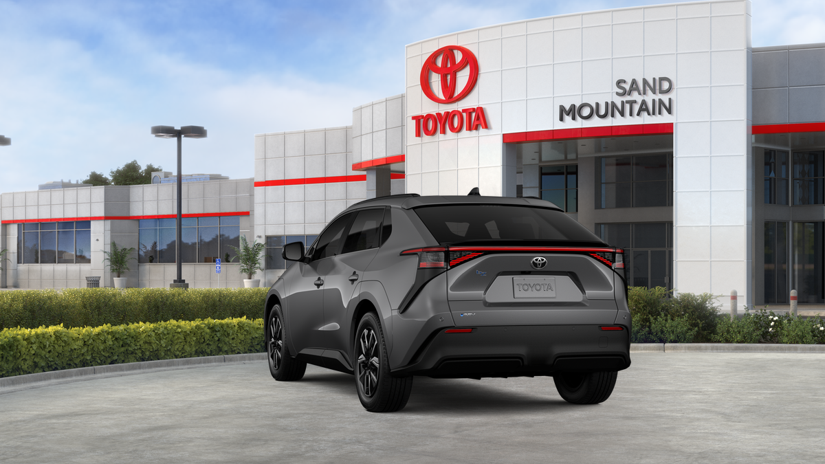 New 2026 Heavy Metal <sup>1</sup> Toyota  XLE image 31