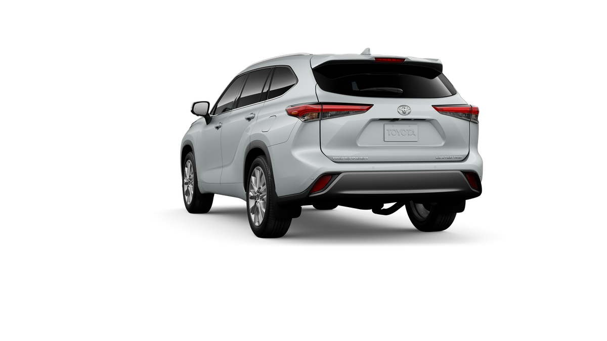 New 2026 Wind Chill Pearl <sup>1</sup> Toyota  Limited image 9