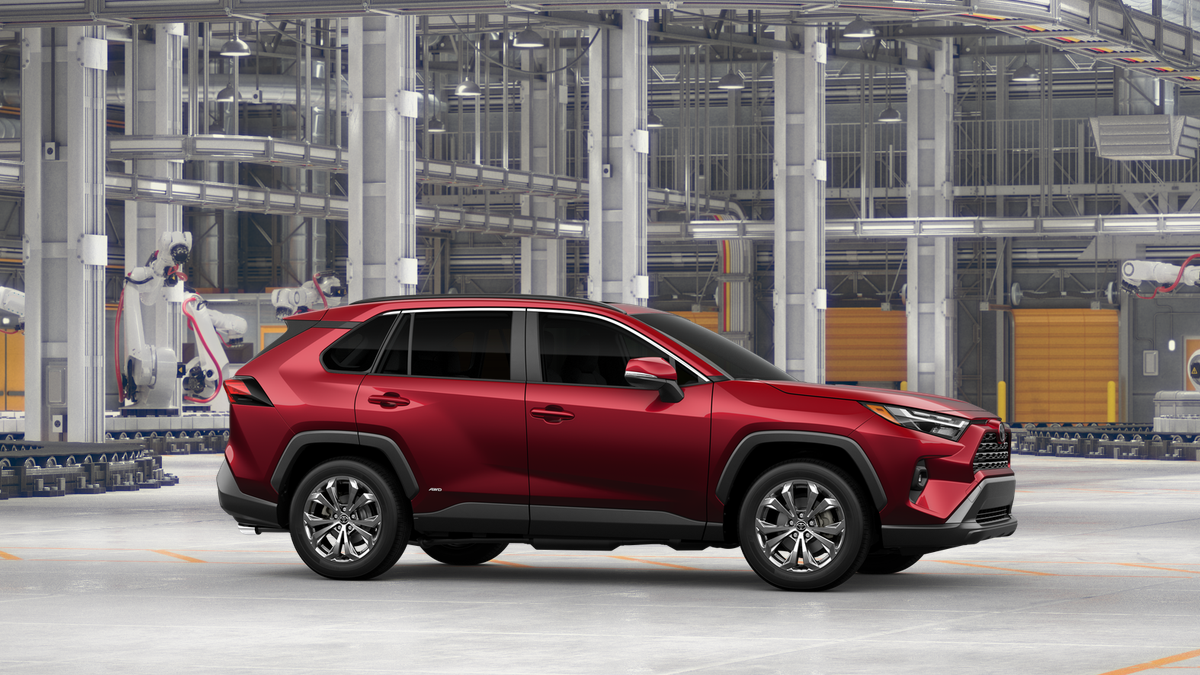 2025 Toyota RAV4 Hybrid XLE Premium photo 12